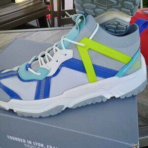 Palladium off grid low adv